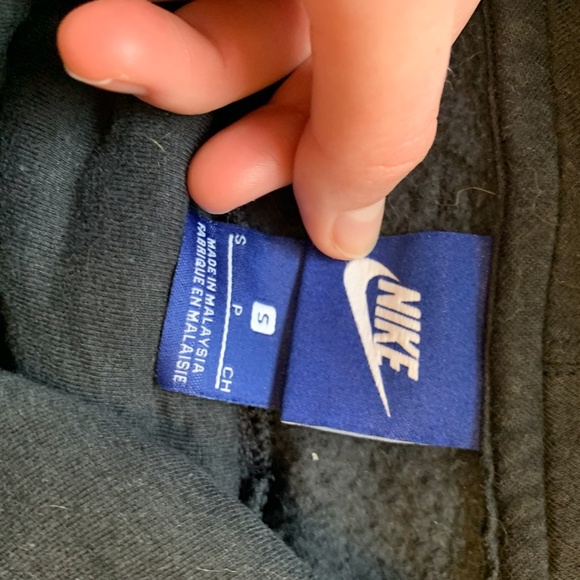 CU Boulder hoodie. - Picture 2 of 3